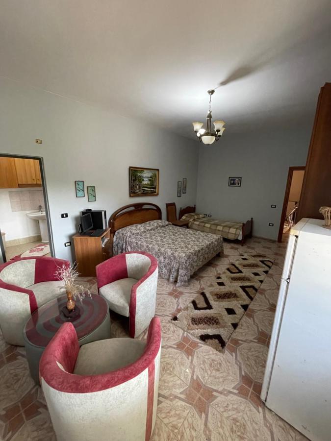 Vila Briart Apartman Durrës Kültér fotó