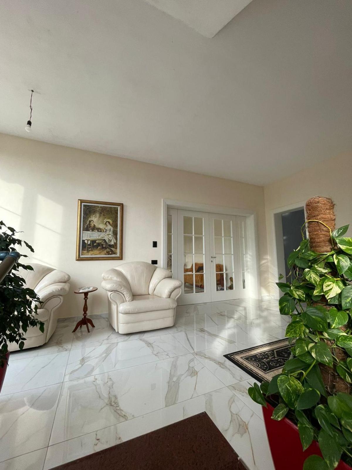 Vila Briart Apartman Durrës Kültér fotó
